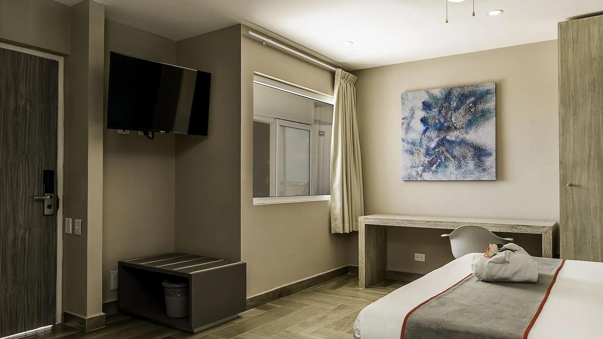 Bfh Attraction Deluxe Hotel Playa del Carmen