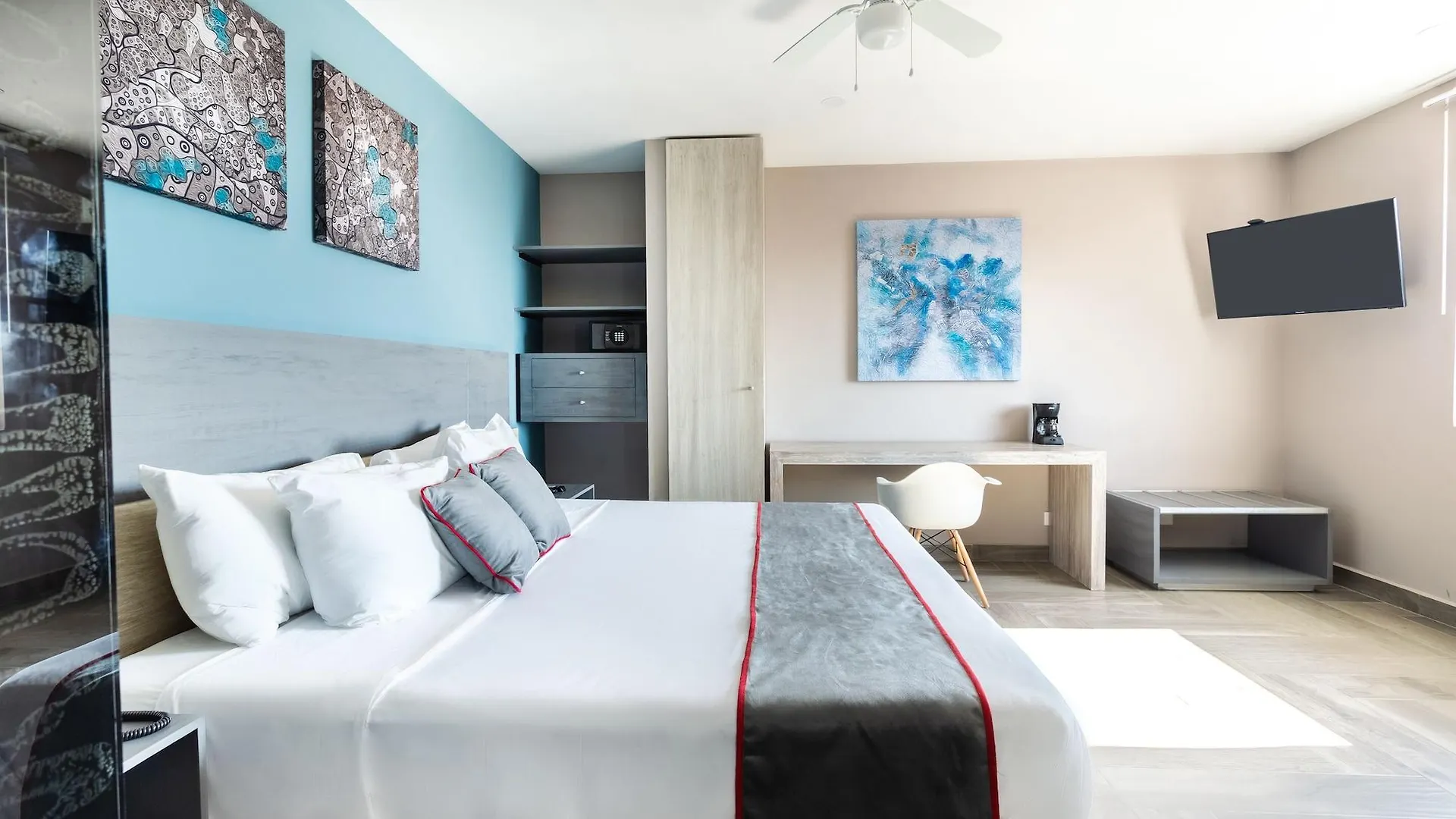 Bfh Attraction Deluxe Hotel Playa del Carmen 3*,  Mexico