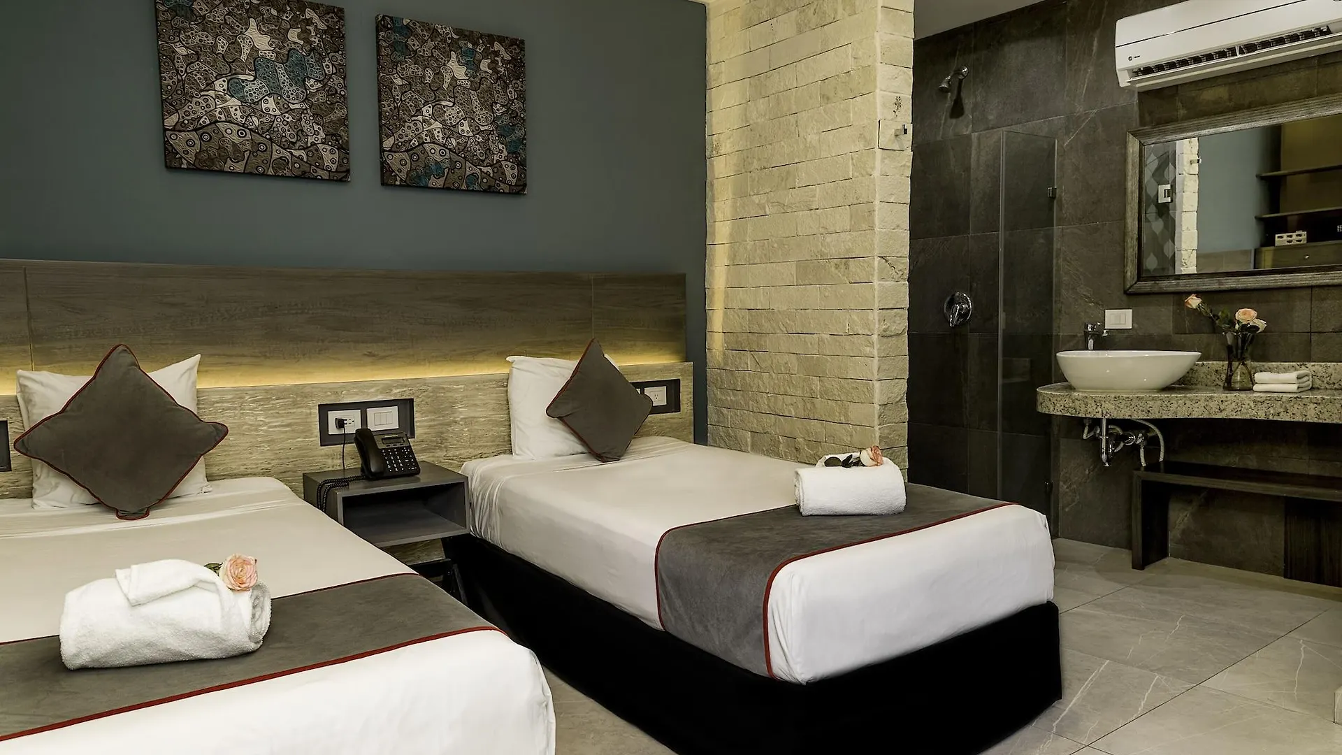 Bfh Attraction Deluxe Hotel Playa del Carmen Mexico