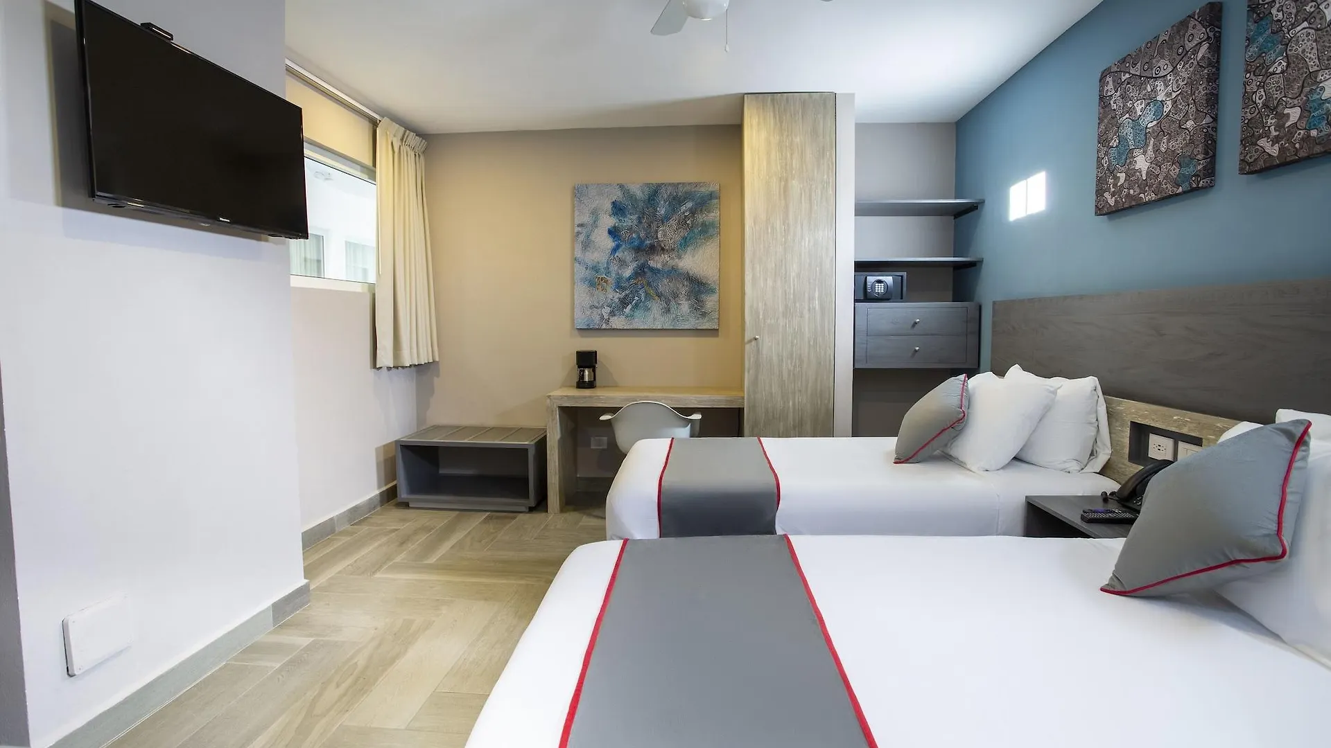 Bfh Attraction Deluxe Hotel Playa del Carmen