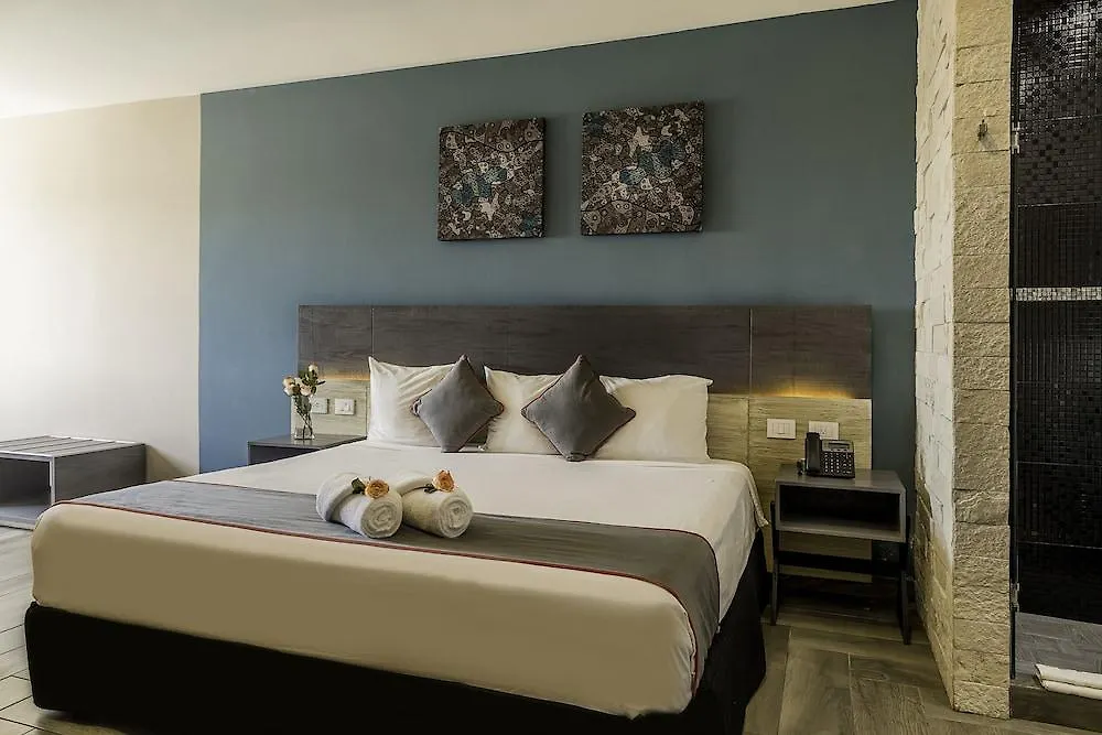 Bfh Attraction Deluxe Hotel Playa del Carmen